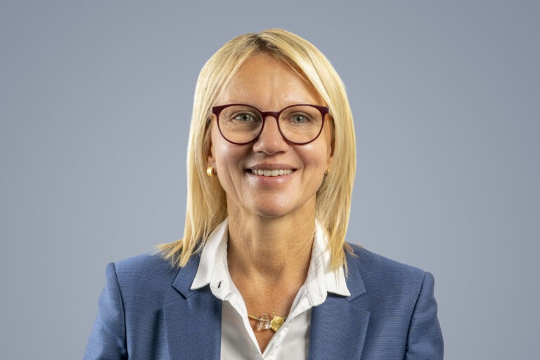 Regina Hierl_Fav-Schnitt